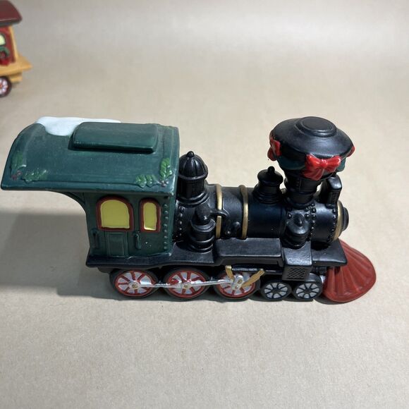VTG O’ Well 1990s HOLIDAY TIME Train Set, Christmas Collectible Porcelain 3 PC - Picture 6 of 10